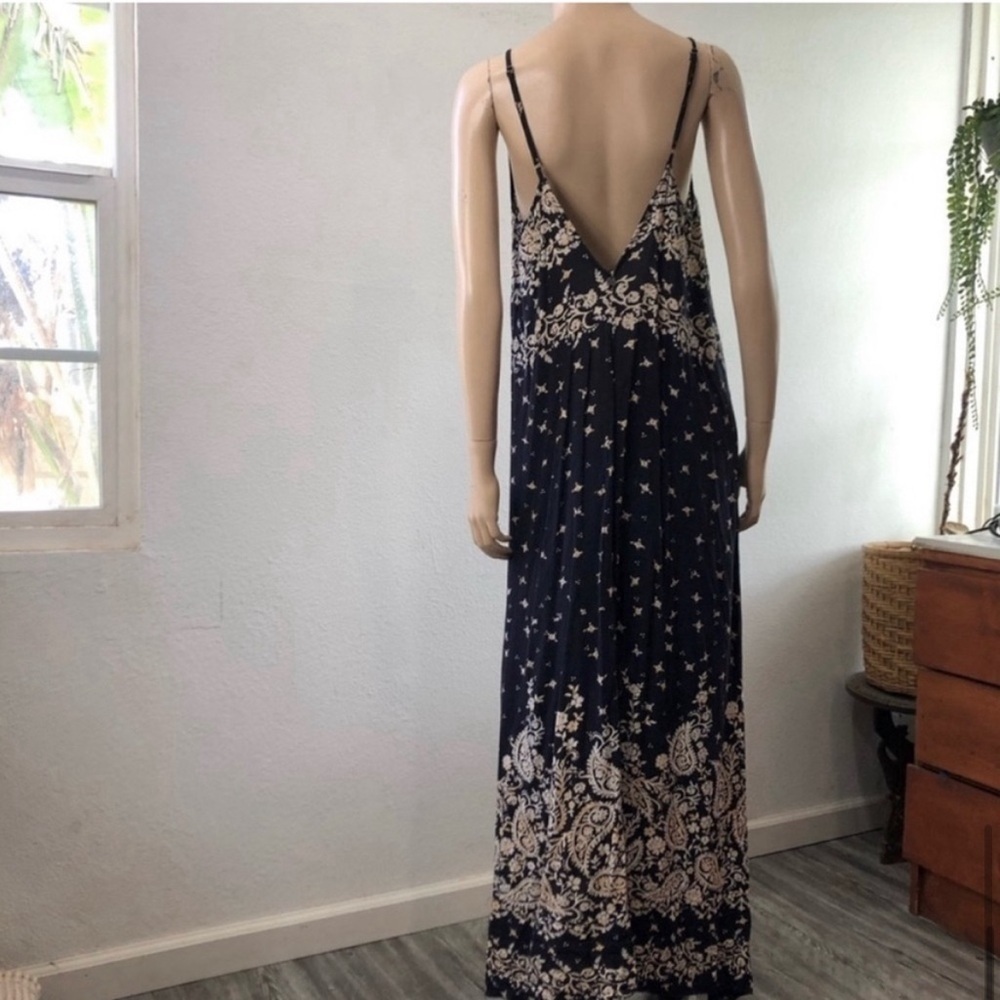 Billabong Navy and Cream Maxi Dress - Picture 15 of 16
